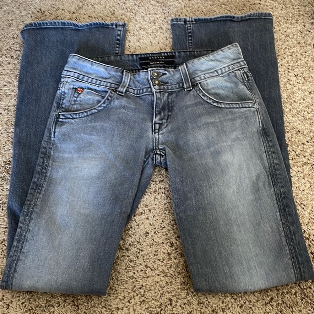 Hudson bootcut jeans size 26